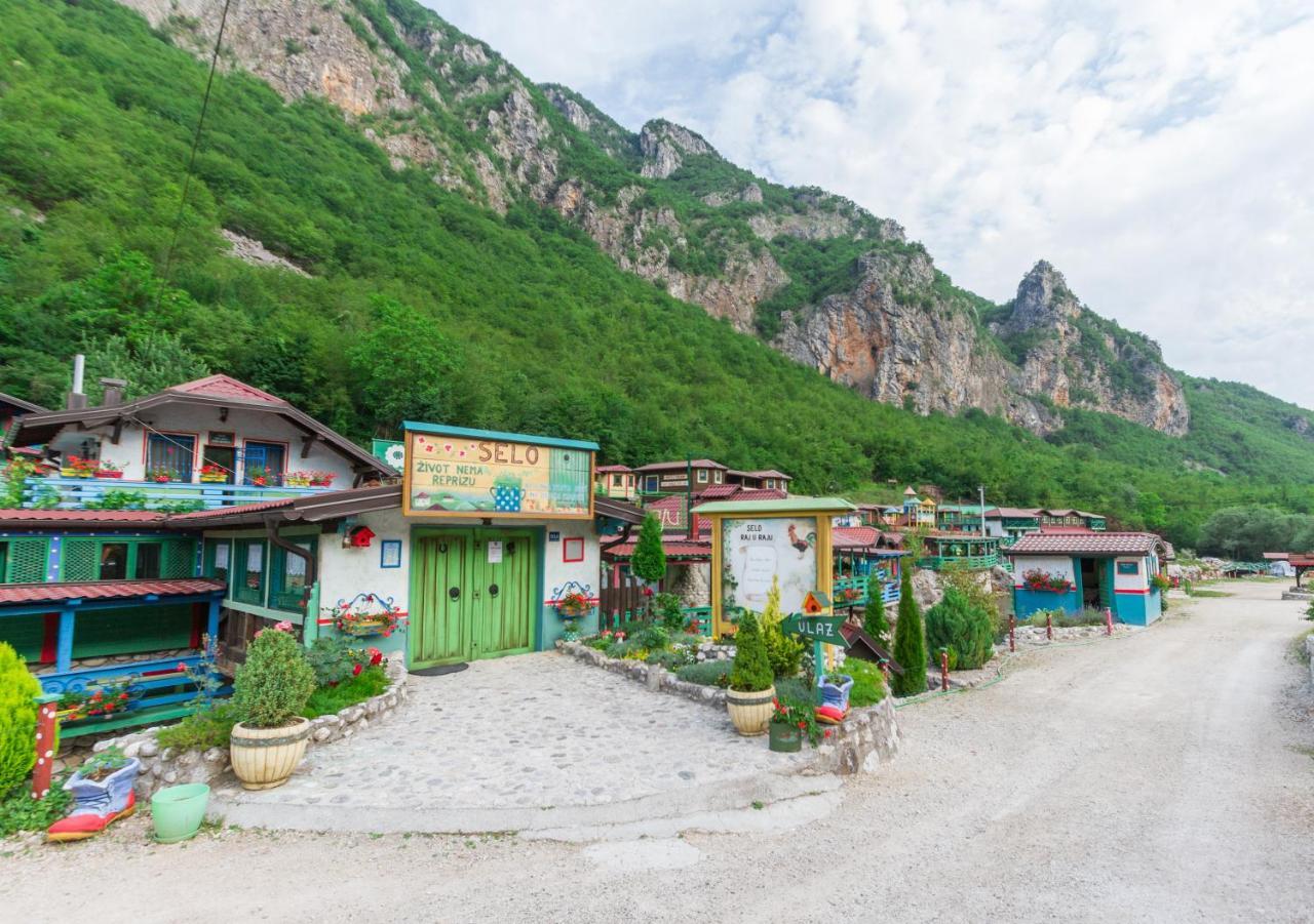 天堂生态度假酒店 科尼茨 外观 照片